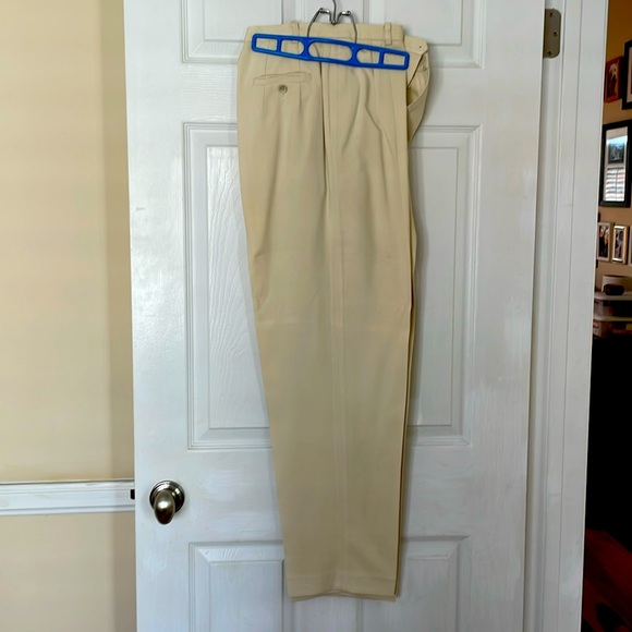 Banana Republic Pants - Women's Banana Republic Pants Cream